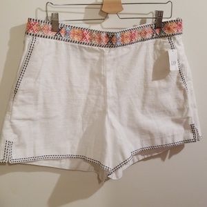 GAP Girlfriend Chino Shorts